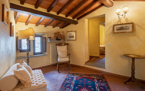 Villa La Terrazza: Kamer, Eigendom, Meubilair, Gebouw, Interieur Ontwerp, Plafond, Huis, Bed, Slaapkamer, Onroerend Goed