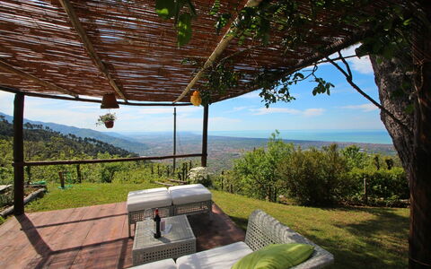 Villa Miramare: Eigendom, Huis, Kamer, Onroerend Goed, Gebouw, Boom, Toevlucht, Verblijf, Interieur Ontwerp, Villa