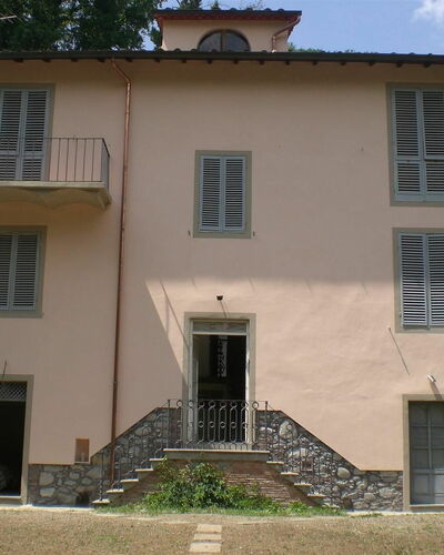 Byron House