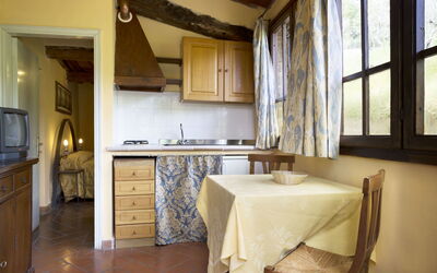 Torretta 4: Kamer, Eigendom, Meubilair, Gebouw, Interieur Ontwerp, Verdieping, Countertop, Huis, Keuken, Onroerend Goed