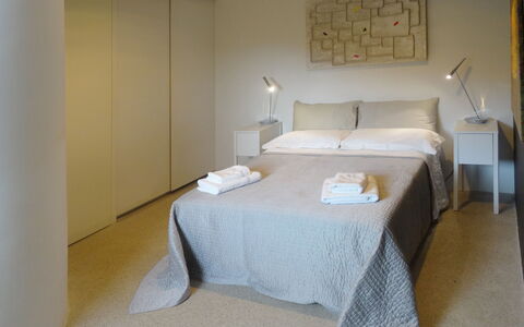 Casa Farfalla: Meubilair, Interieur Ontwerp, Muur, Verdieping, Flooring, Slaapkamer, Bed, Hout, Kamer, Plafond