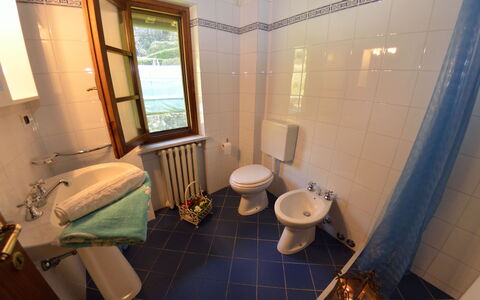 Casa Milena: Kamer, Badkamer, Eigendom, Interieur Ontwerp, Verdieping, Toilet, Gebouw, Loodgieterswerkinrichting, Huis, Onroerend Goed