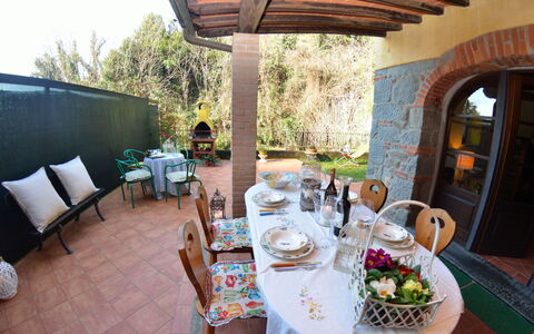 Casa Milena: Eigendom, Kamer, Huis, Gebouw, Restaurant, Maaltijd, Ontbijt, Onroerend Goed, Brunch, Tafel