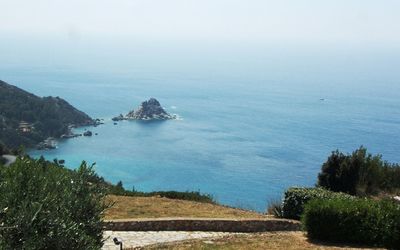 Raggio Di Sole Sull'argentario: Lucht, Zee, Kust, Kust En Oceanic Landvormen, Atmosferisch Fenomeen, Voorgebergte, Oceaan, Headland, Baai, Boom