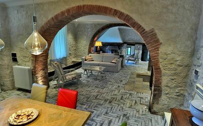 Suite del Duca: Boog, Kamer, Gebouw, Architectuur, Interieur Ontwerp, Vault, Steenoven, Huis, Meubilair, Woonkamer