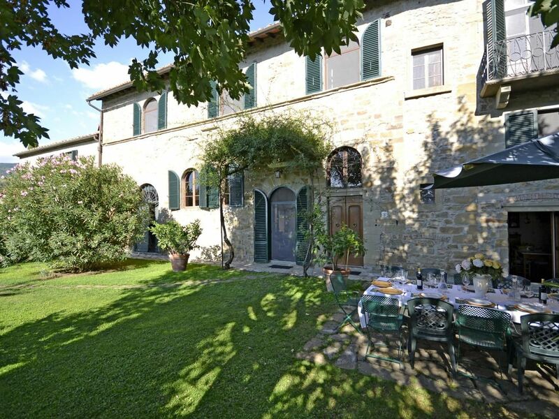 Outdoor view and main entrance