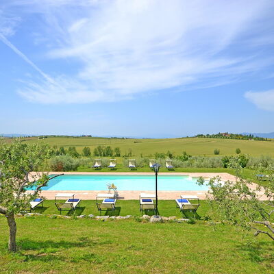 Villa Anita: Eigendom, Land Lot, Natuurgebied, Lucht, Landelijk Gebied, Onroerend Goed, Grasland, Huis, Heuvel Station, Zwembad