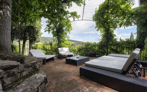 Villa Del Sole: Eigendom, Onroerend Goed, Kamer, Gebouw, Huis, Huis, Landgoed, Meubilair, Patio, Boom