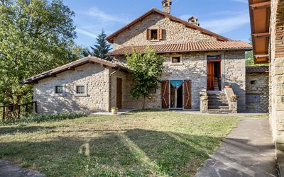 Farmhouse Il Fantino With Pool 12pax