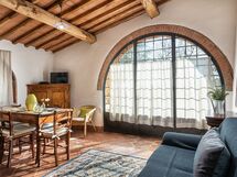 agriturismo-la-papessa-chianti-san-donato-farmhouse-ibisco-living-room