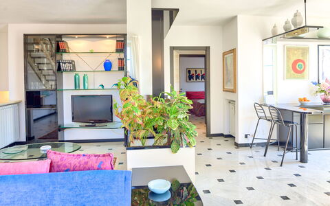 Villa Helvezia - Levanto: Kamer, Eigendom, Gebouw, Meubilair, Interieur Ontwerp, Woonkamer, Huis, Huis, Onroerend Goed, Verdieping