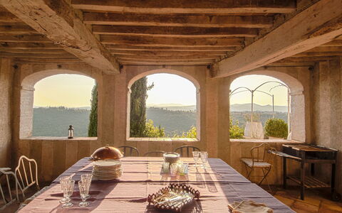 Fontanelle 16: Gebouw, Eigendom, Kamer, Interieur Ontwerp, Huis, Onroerend Goed, Architectuur, Landgoed, Tafel, Meubilair