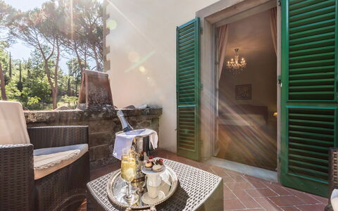 Palazzo Rosadi: Eigendom, Onroerend Goed, Kamer, Huis, Huis, Gebouw, Interieur Ontwerp, Meubilair, Architectuur, Veranda