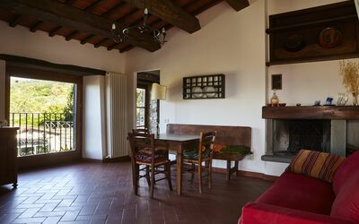 Caratello: Eigendom, Kamer, Gebouw, Huis, Interieur Ontwerp, Meubilair, Onroerend Goed, Plafond, Architectuur, Woonkamer