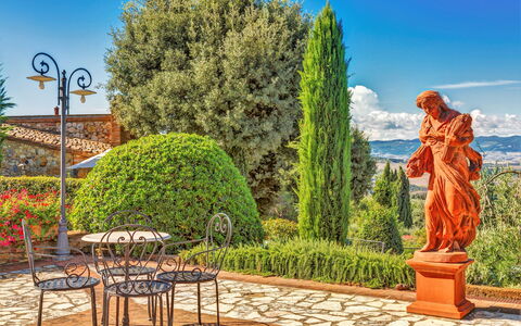 Villa Di Cinzia: Natuur, Boom, Lucht, Tuin, Plantkunde, Botanische Tuin, Vrije Tijd, Woody Plant, De Lente, Fabriek