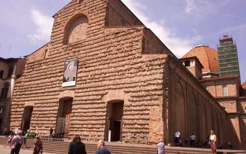 Guelfa House: Gebouw, Architectuur, Muur, Historische Site, Facade, Steen, Toerisme, Metselwerk, Lucht, Middeleeuwse Architectuur