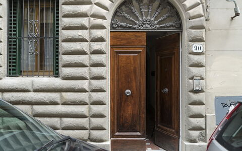 Guelfa House: Deur, Eigendom, Architectuur, Gebouw, Boog, Home Deur, Huis, Facade, Venster, Onroerend Goed