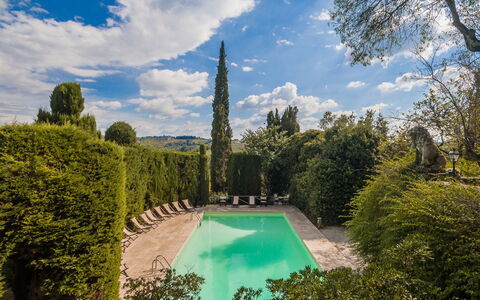 Montegufoni: Natuur, Lucht, Water, Groen, Boom, Eigendom, Tuin, Plantkunde, Botanische Tuin, Gras