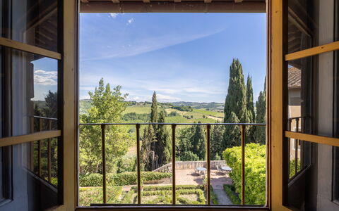 Montegufoni: Land Lot, Huis, Landgoed, Balkon, Eco Hotel, Villa, Daylighting