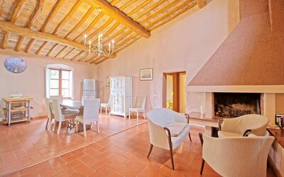 Acciaioli 1Bis: Eigendom, Kamer, Gebouw, Meubilair, Huis, Onroerend Goed, Interieur Ontwerp, Verdieping, Plafond, Huis