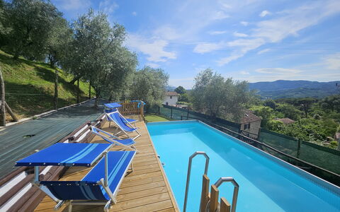 Alla Piazzetta Proprietà: Blauw, Zwembad, Eco Hotel, Toevlucht, Badplaats, Villa, Hotel, Hek, Balkon, Buitenmeubels