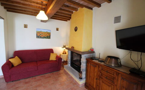 Poggio del Fabbro: Kamer, Eigendom, Meubilair, Gebouw, Huis, Interieur Ontwerp, Onroerend Goed, Woonkamer, Verdieping, Villa