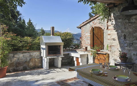 La Castagnara: Eigendom, Gebouw, Huis, Onroerend Goed, Huis, Boom, Kamer, Landgoed, Werf, Villa