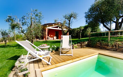 Ai Salici: Eigendom, Huis, Zwembad, Onroerend Goed, Huis, Gebouw, Landgoed, Backyard, Vrije Tijd, Villa