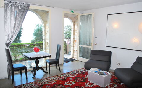 Villa Del Santo Bastiano: Kamer, Eigendom, Interieur Ontwerp, Meubilair, Gebouw, Woonkamer, Huis, Tafel, Suite, Eetkamer