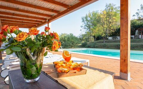 Casa La Rotta: Eigendom, Kamer, Toevlucht, Vakantie, Onroerend Goed, Huis, Tafel, Gebouw, Interieur Ontwerp, Zwembad