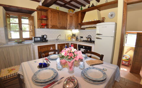 Batticapo di Ilaria: Kamer, Eigendom, Gebouw, Meubilair, Huis, Interieur Ontwerp, Huis, Keuken, Onroerend Goed, Plafond