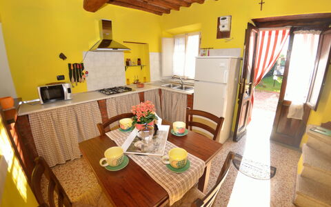 Casa Daniel: Kamer, Eigendom, Gebouw, Meubilair, Huis, Interieur Ontwerp, Eetkamer, Tafel, Onroerend Goed, Huis