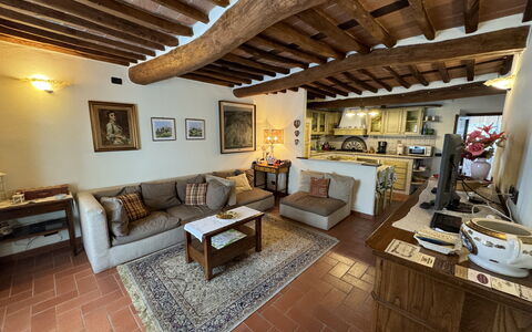 Casa Max: Tafel, Bankstel, Meubilair, Fotolijst, Hout, Woonkamer, Interieur Ontwerp, Slaapbank, Flooring, Boekenkast