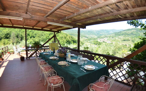 Petra: Eigendom, Restaurant, Onroerend Goed, Toevlucht, Gebouw, Kamer, Veranda, Boom, Huis, Tafel