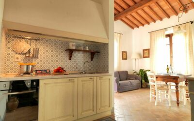 Canonica N.3: Kamer, Eigendom, Meubilair, Gebouw, Interieur Ontwerp, Keuken, Countertop, Verdieping, Huis, Plafond