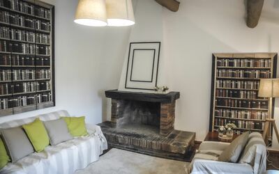 Togna in Cottage: Kamer, Eigendom, Woonkamer, Meubilair, Interieur Ontwerp, Gebouw, Muur, Onroerend Goed, Huis, Huis