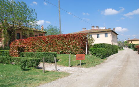 agriturismo-cabbiavoli-chianti-multiproperty-casa-marcello-ciliegio-external