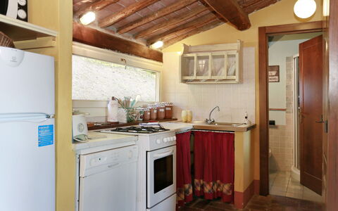 Borgo Antico Paolo: Kamer, Eigendom, Keuken, Meubilair, Gebouw, Countertop, Cabinetry, Huis, Interieur Ontwerp, Plafond