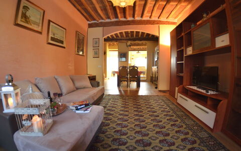 San Michele: Kamer, Eigendom, Gebouw, Interieur Ontwerp, Plafond, Onroerend Goed, Meubilair, Woonkamer, Huis, Lobby