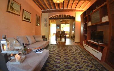 San Michele: Kamer, Eigendom, Gebouw, Interieur Ontwerp, Plafond, Onroerend Goed, Meubilair, Woonkamer, Huis, Lobby