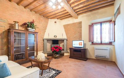 Turchese: Eigendom, Kamer, Gebouw, Interieur Ontwerp, Meubilair, Huis, Plafond, Onroerend Goed, Woonkamer, Verdieping