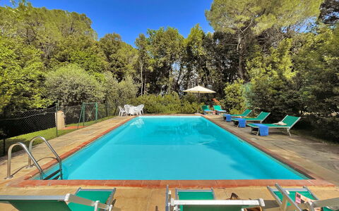 La Capanna: Zwembad, Toevlucht, Eco Hotel, Buitenmeubels, Schaduw, Thermae, Landscaping, Hotel, Hacienda, Villa