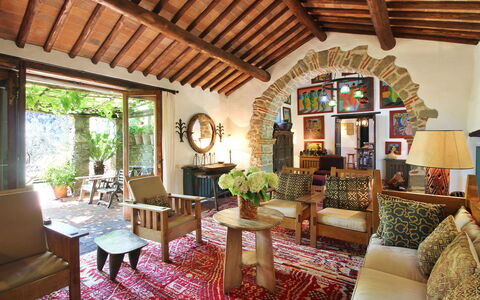 Macennere: Eigendom, Kamer, Gebouw, Interieur Ontwerp, Woonkamer, Onroerend Goed, Huis, Meubilair, Plafond, Huis