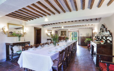 Villa Clara 20: Eigendom, Gebouw, Kamer, Onroerend Goed, Plafond, Restaurant, Huis, Interieur Ontwerp, Eetkamer, Meubilair