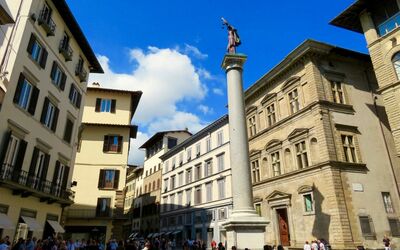 Casa Santa Trinita - Florence, Toscane, Italië