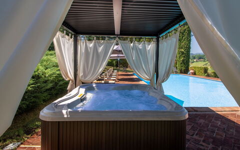 La Boutique del Cardinale: Zwembad, Toevlucht, Eco Hotel, Vrije Tijd, Schaduw, Bad, Bloempot, Kamerplant, Hotel