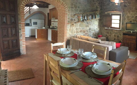 Villa Martina: Kamer, Eigendom, Interieur Ontwerp, Gebouw, Meubilair, Architectuur, Huis, Verdieping, Landgoed