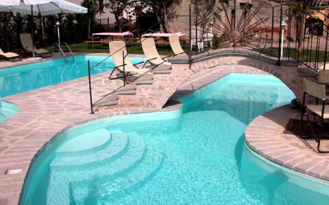 Monastery Guest House: Water, Fabriek, Zwembad, Azure, Boom, Buitenmeubels, Aqua, Vrije Tijd, Samengesteld Materiaal, Recreatie