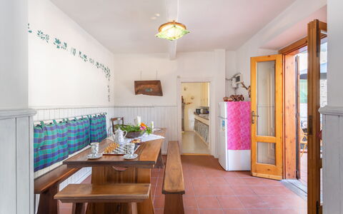 Casa Alice: Eigendom, Kamer, Gebouw, Meubilair, Interieur Ontwerp, Huis, Verdieping, Plafond, Onroerend Goed, Eetkamer