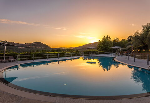 Villa Alfresco: Zwembad, Toevlucht, Schemer, Reflectie, Badplaats, Avond, Thermae, Zonsopkomst
